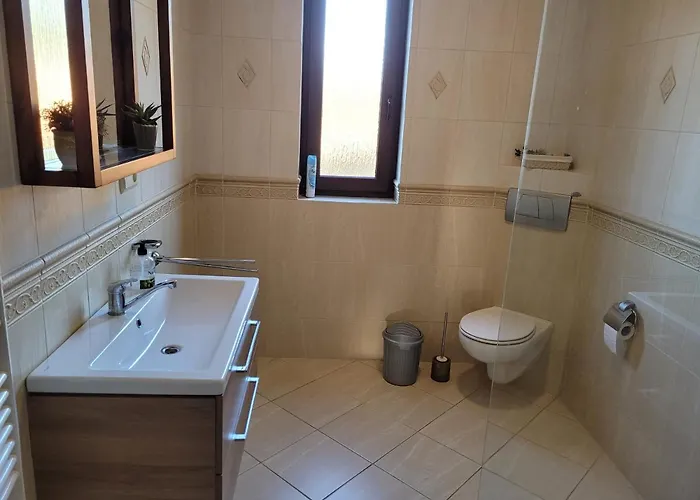 Villa Kaszubskie Zacisze 2 Dom Nad Jeziorem, Sauna, Balia Ogrodowa Lipusz